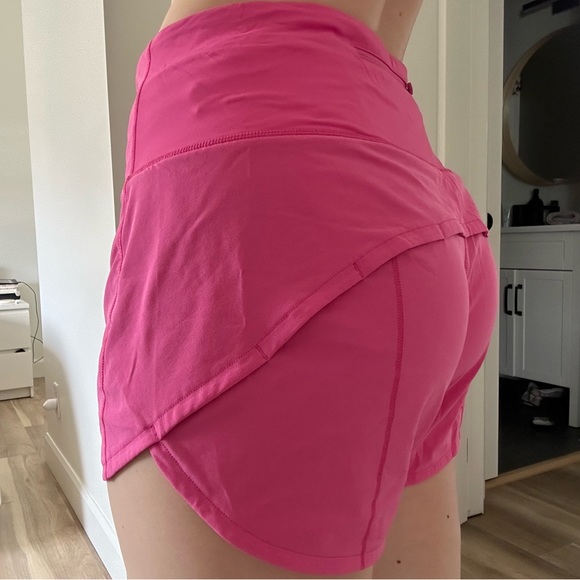Lululemon short - Picture 2 of 2